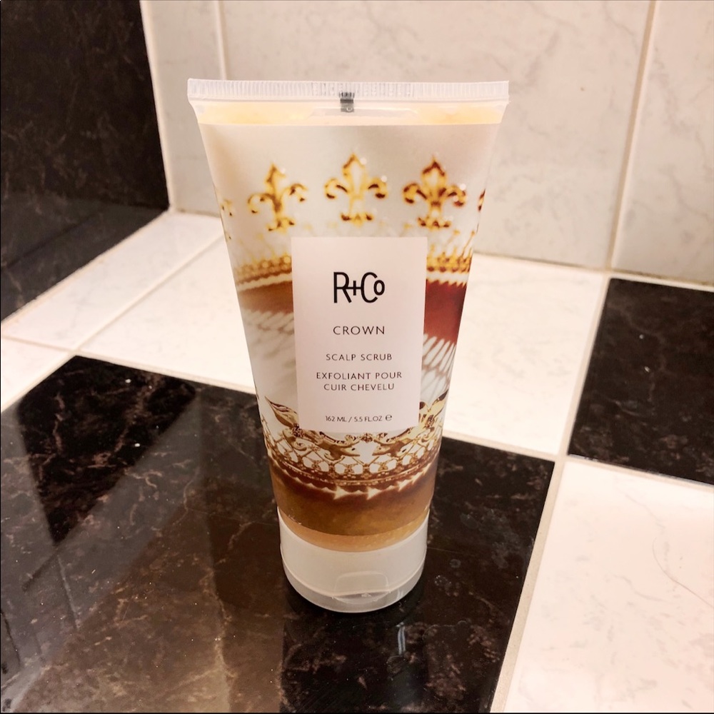 R+Co Crown Scalp Sugar Scrub 5.5 oz 162 ml